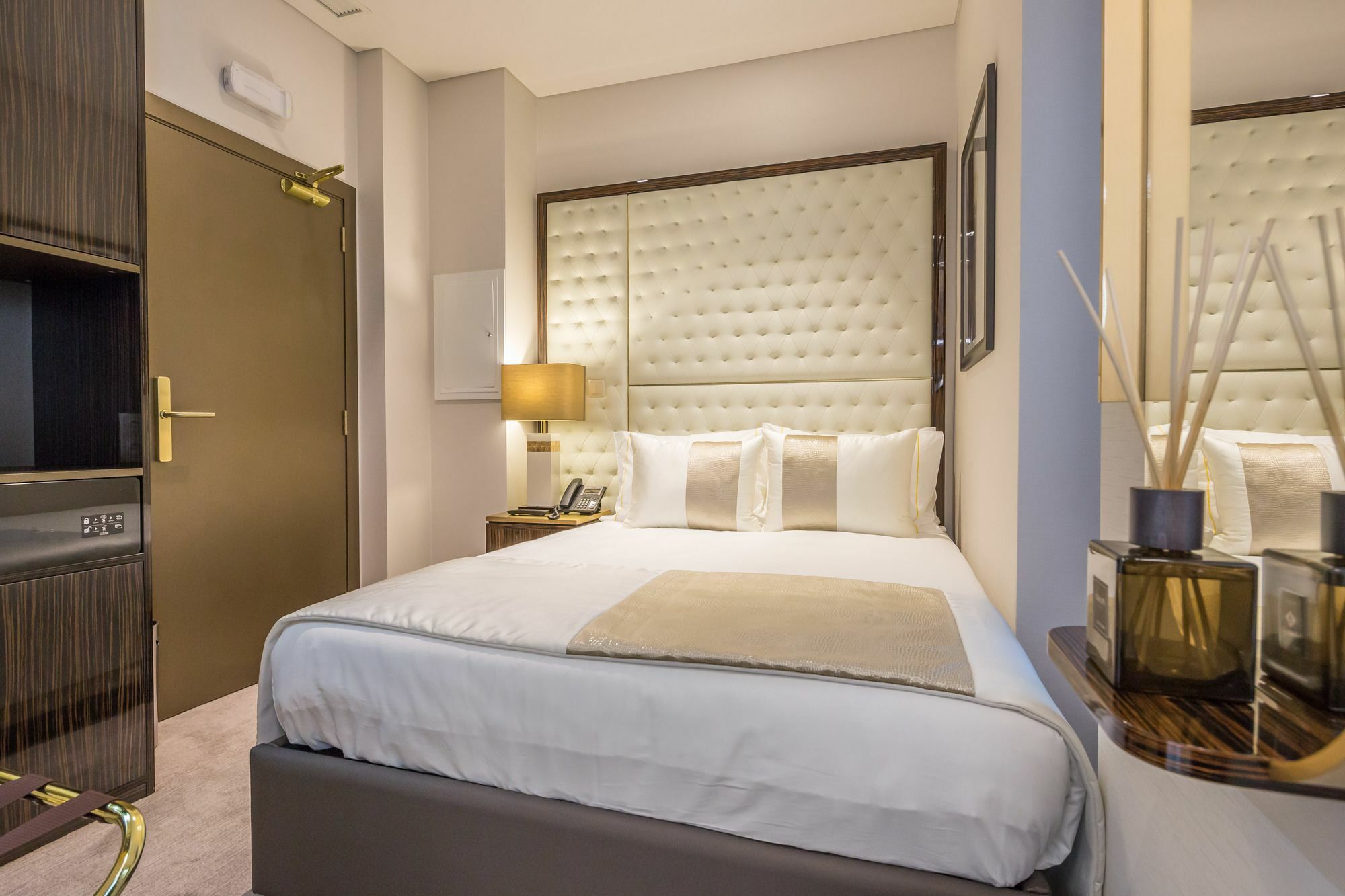 Hotel Meraprime Gold Lisboa Extérieur photo